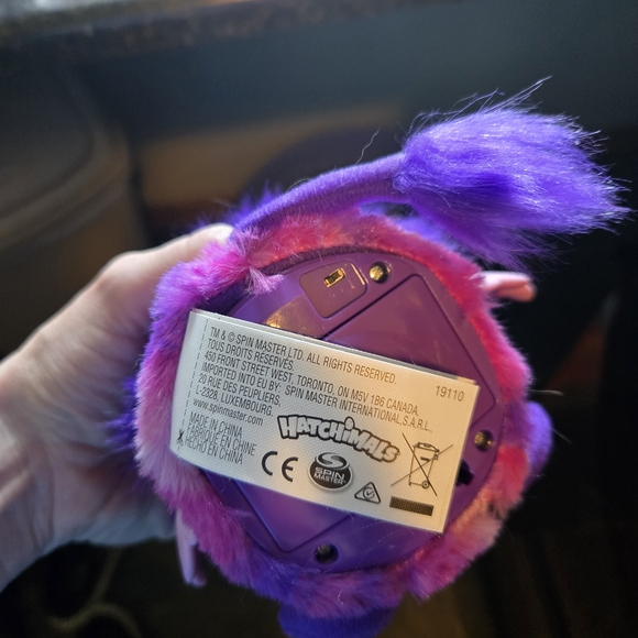 Hatchimal, Purple and Pink Plush Toy, Part of the Twin ( Ligull Set) - Picture 4 of 11